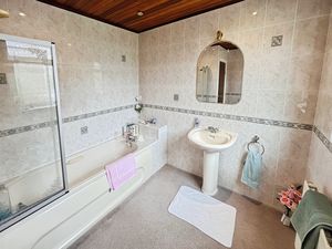 Bathroom- click for photo gallery